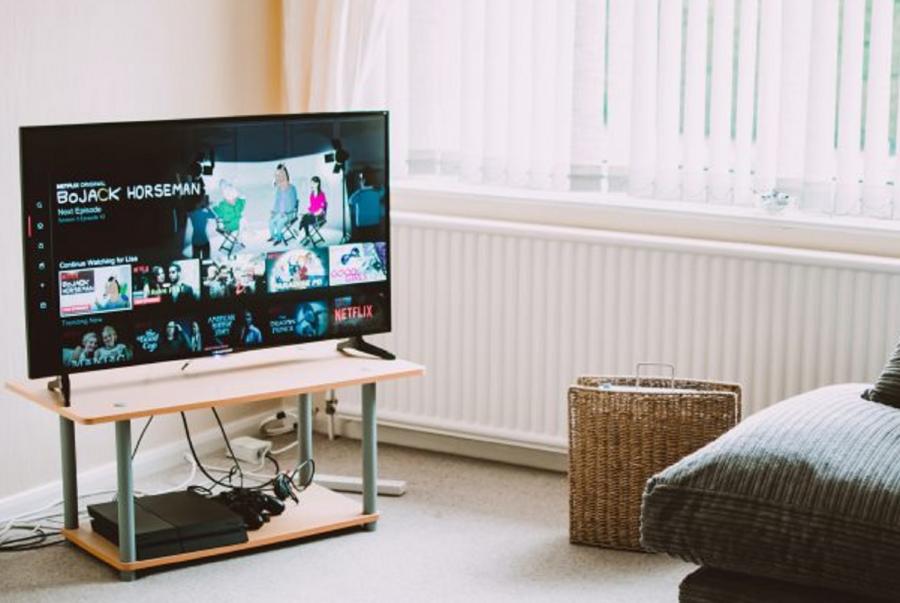 Cara Memasang Antena TV Indoor yang Benar