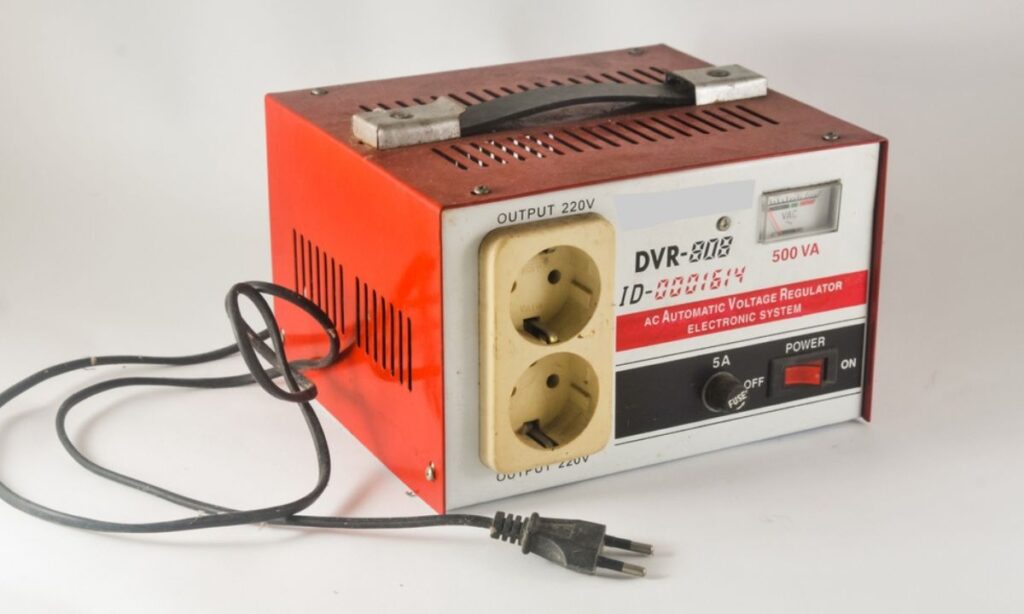 Cara Kerja Stabilizer Listrik, Fungsi, Jenis, dan Harganya