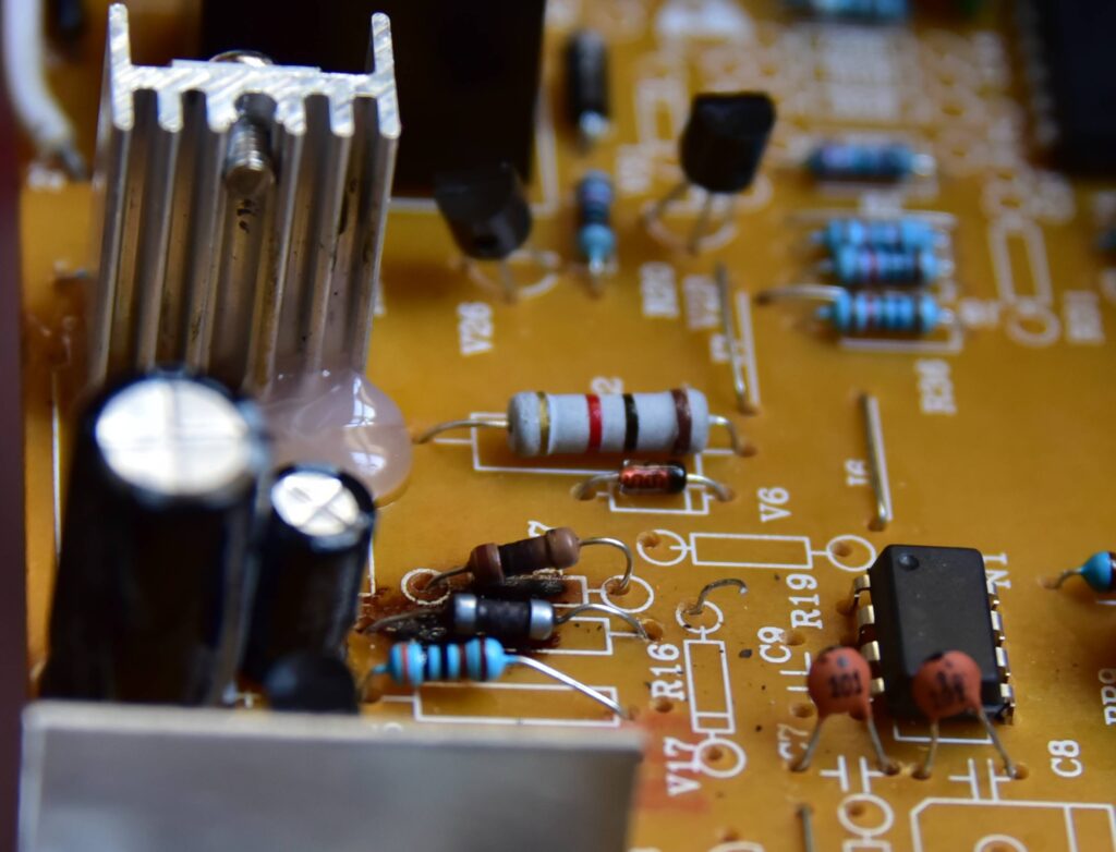 Penggunaan Resistor dalam Rangkaian Elektronik